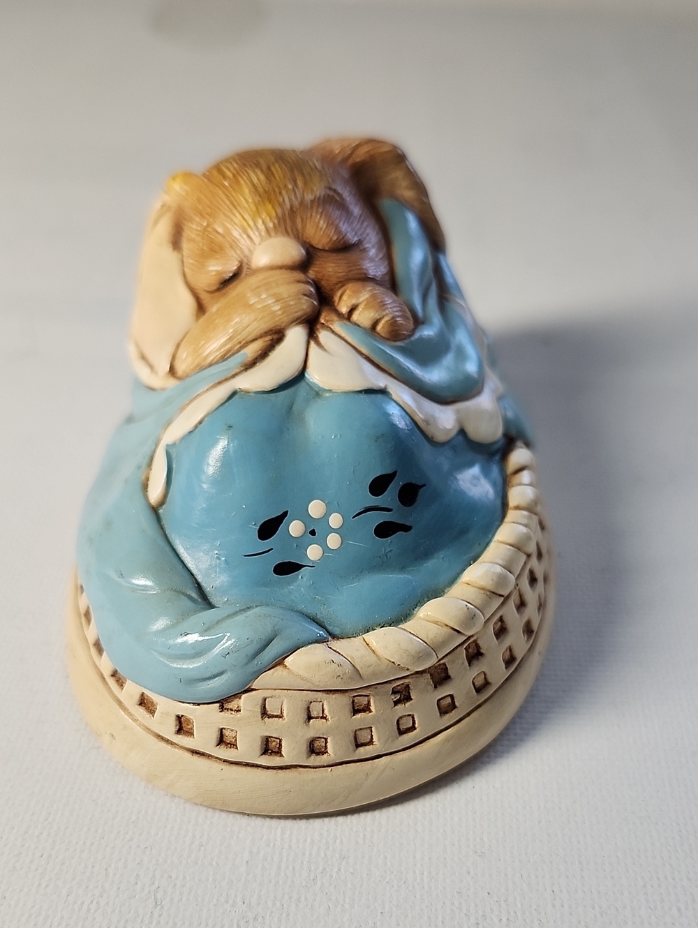 Vintage Pendelfin "Puppet" Figurine in Blue Blanket England